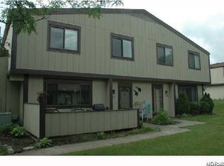 11656 Harbour Light Dr #1656, North Royalton, OH 44133