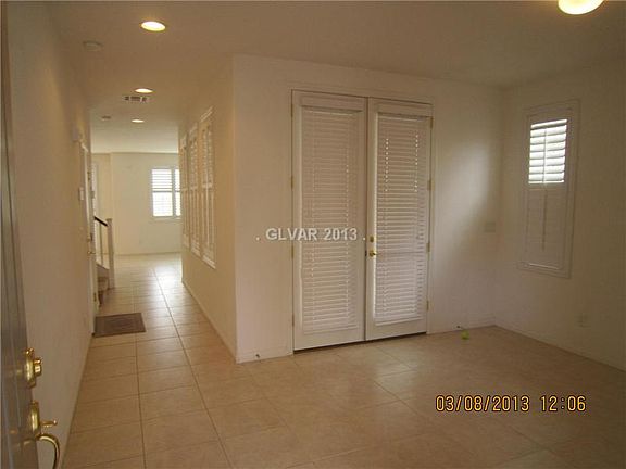 4th image of 11909 Menchaca Ln