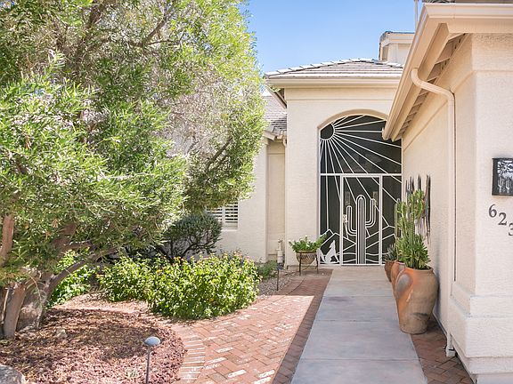3rd image of 62311 E Iron Crest Dr