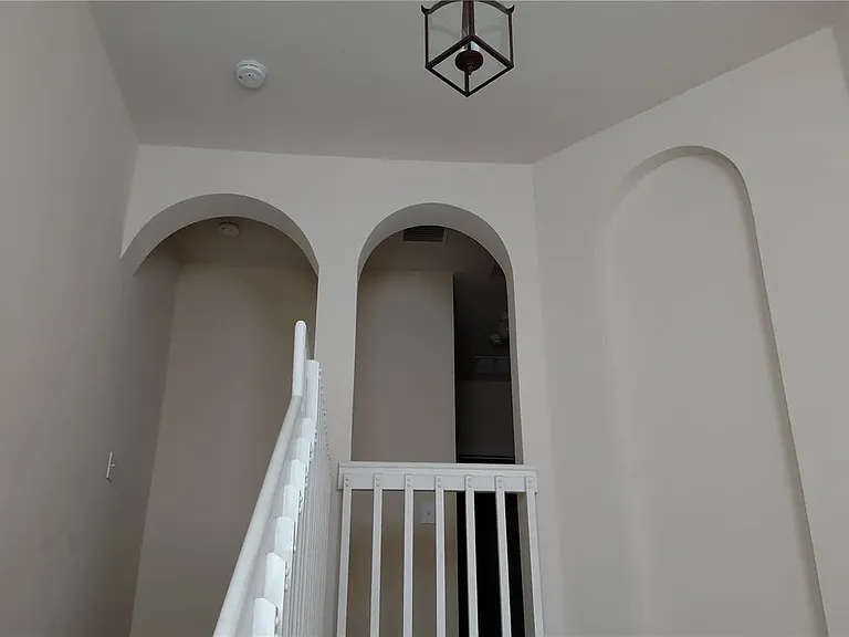 30105 Mossbank Dr — Photo 10
