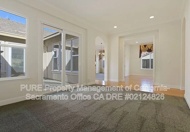 1143 Bevinger Dr — Photo 5