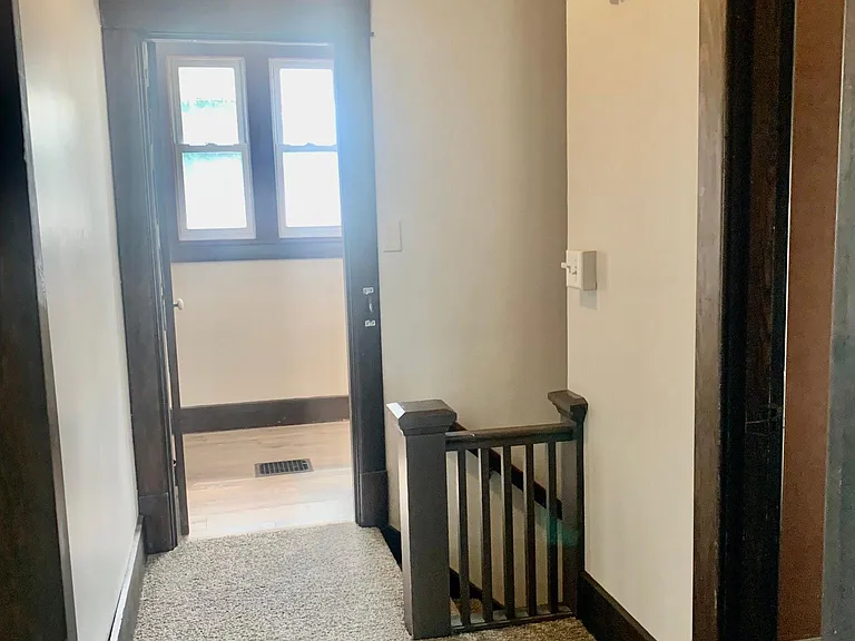 251 E Main St — Photo 26