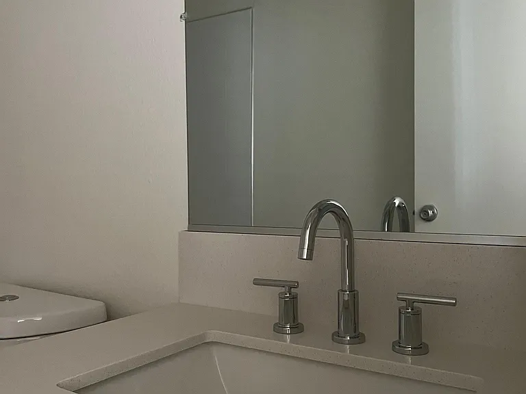 14109 Delano St #5 — Photo 9