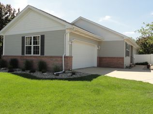37 Astoria Way, Bloomington, IL