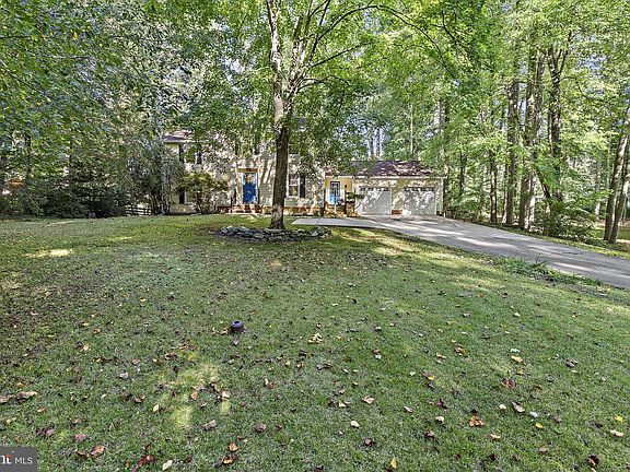 2nd image of 10384 Launcelot Ln