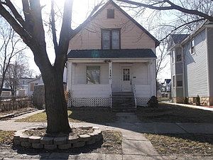 2nd image of 1240 Park Ave