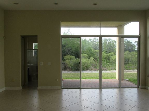 Additional Living Room