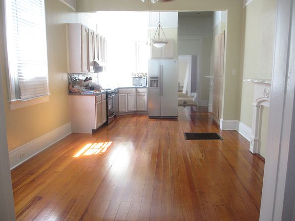 dining and entertaining area with spacious kitchen and islan