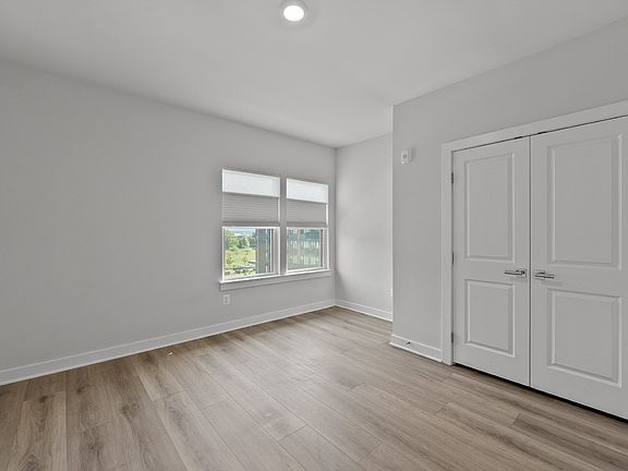 3rd image of 12865 Mosaic Park Way Unit V