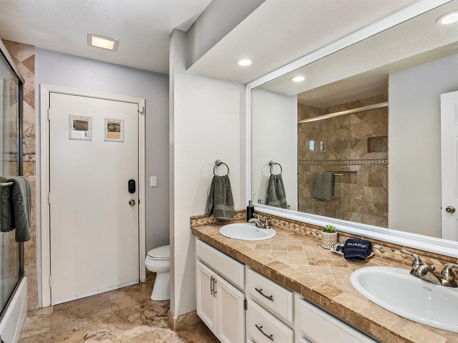 10608 E Arabian Park Drive - 1 — Photo 4