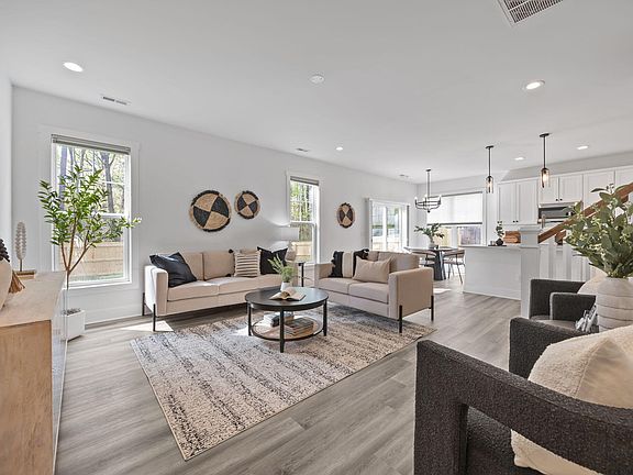 4th image of 1258 Camden Ave