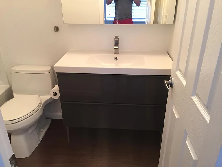 Full Bathroom Vanity