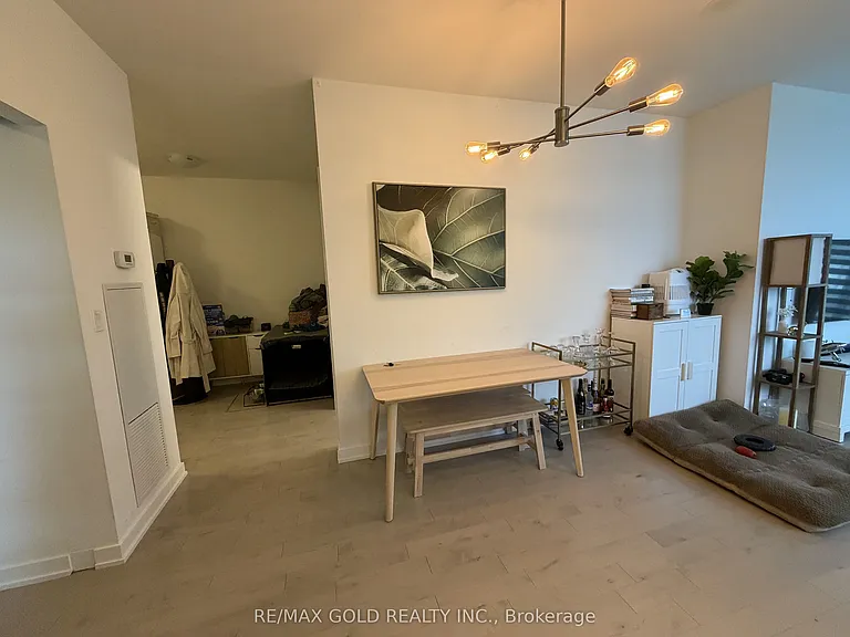 30 Ordnance St #403 — Photo 7