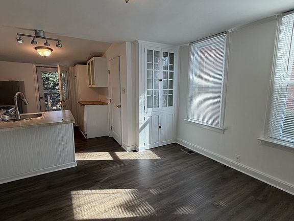 4th image of 337 W 2nd St