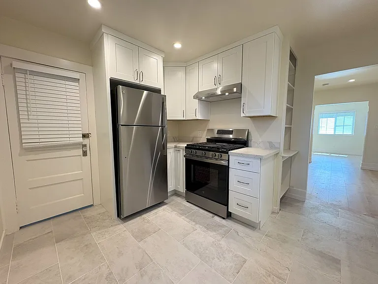 Cozy Cottage in Palo Alto Fully Renovated — Photo 15