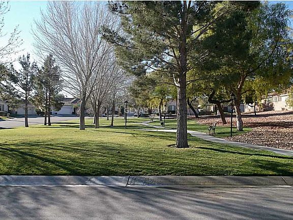 3rd image of 8229 Aurora Peak Ave