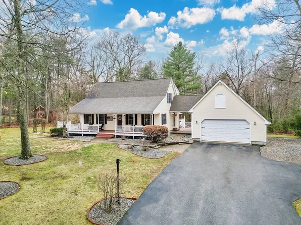 165 Peterson Rd, Palmer, MA 01069