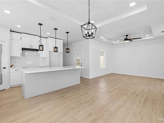 3rd image of 6319 Lancelot Dr