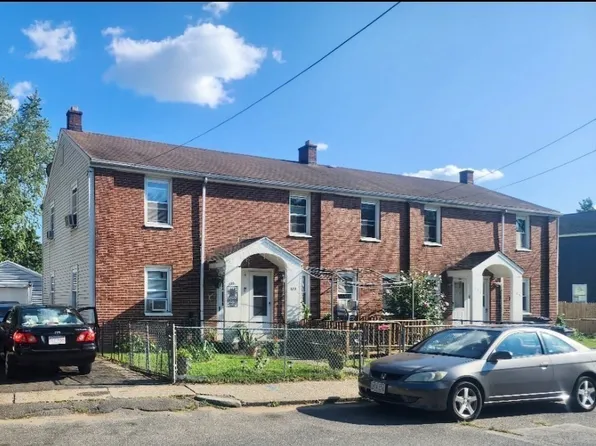 129-135 Putnam Cir, Springfield, MA 01104