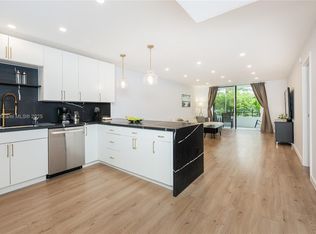 600 Three Islands Blvd APT 214, Hallandale, FL 33009