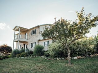 487 Airport Rd, Cedar Bluff, VA 24609