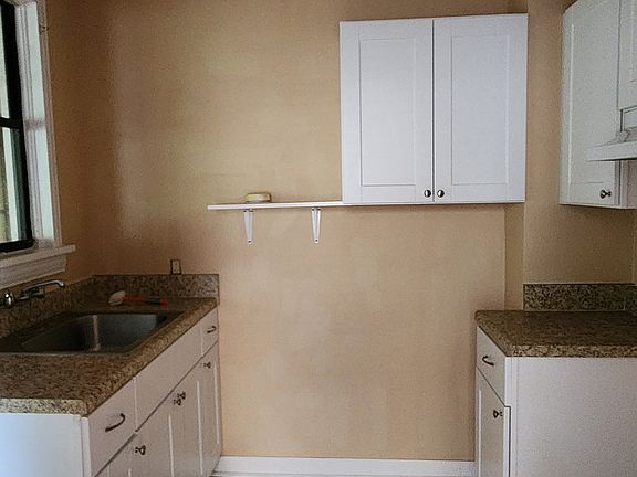 3rd image of 240 Lake Ella Dr #A