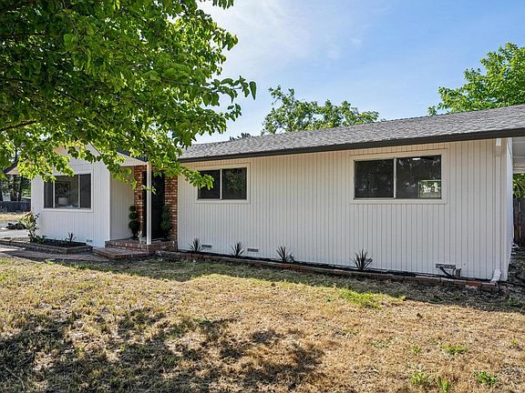5th image of 2295 Francisco Avenue #1