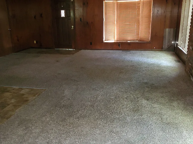 906 Highland St — Photo 6