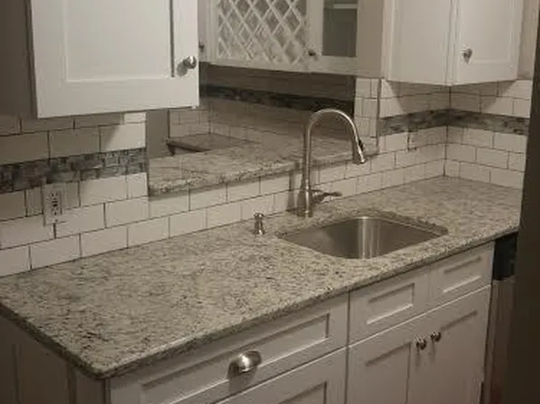 2B Sunmist Sq, Amherst, NY 14228