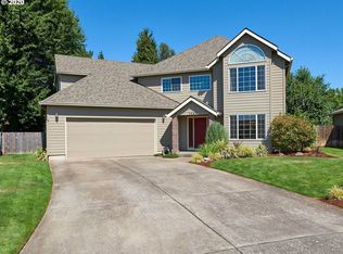 1423 Garfield St, Woodburn, OR 97071