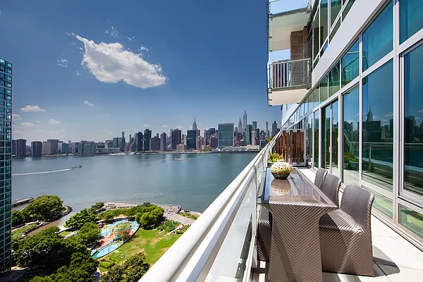 Rented by Sidewalk Realty LLC | media 38