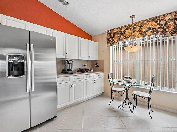 5th image of 7863 San Isidro Street