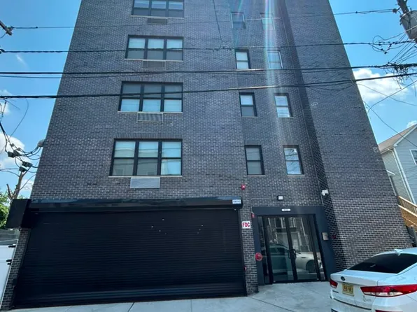 112 Godwin Ave, Paterson, NJ