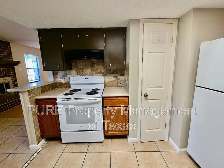 1310 Ray Berglund Blvd #A — Photo 8