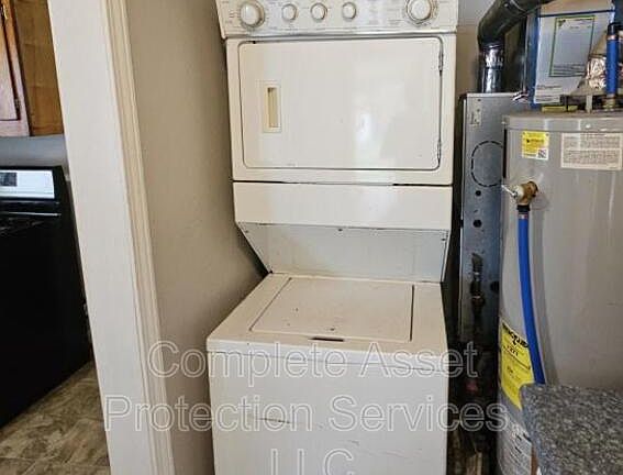 2nd image of 110 N Lake Park Ave