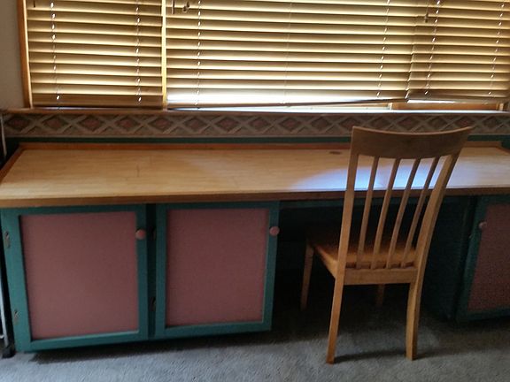 office area in Bedroom 2