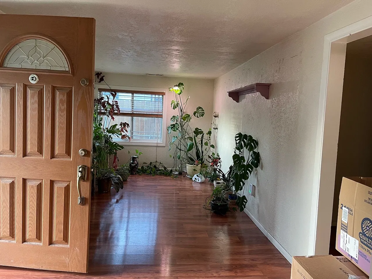 3 bed, 1331 sqft, $2,250 — Photo 2