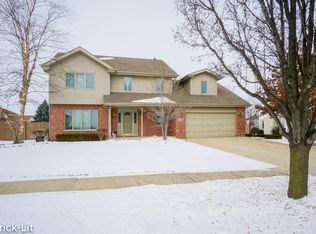 9048 Liscanor Ave, Mokena, IL 60448
