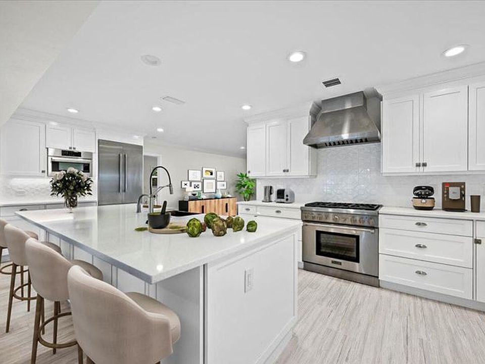 1st image of 12831 S Shore Dr
