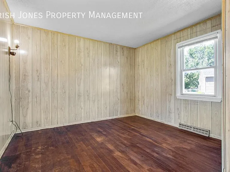 1 Idlebrook Dr — Photo 12