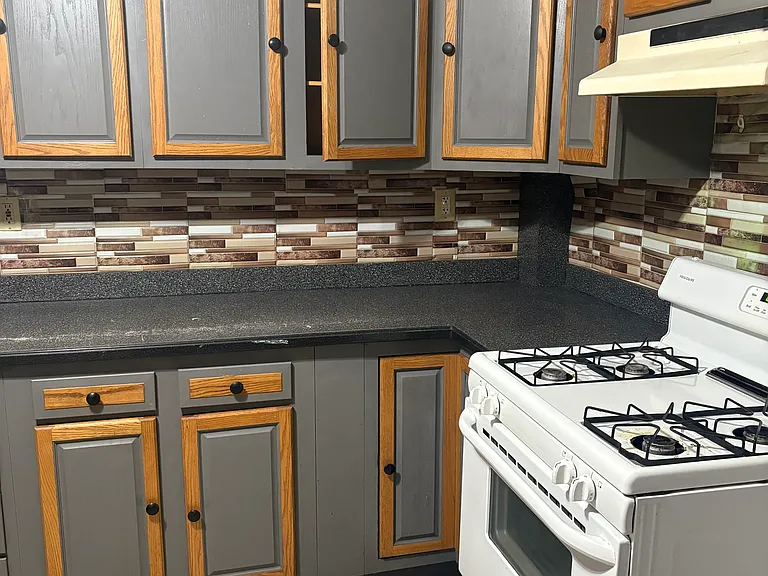 35 Nebraska St #1 — Photo 2