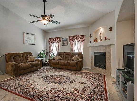 3rd image of 3141 Tierra Nora