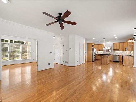 5th image of 5112 Cedar Trail Pl