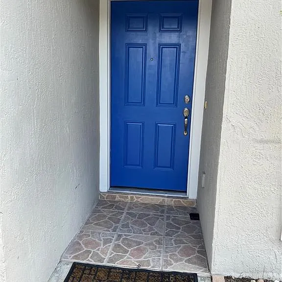 2194 Cypress Bay Blvd — Photo 2