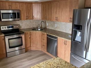 501 SW 11th Pl APT 106, Boca Raton, FL 33432