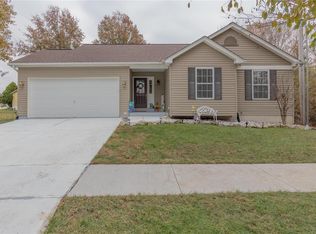 1402 Wagon Wheel Trl, O'Fallon, MO 63366