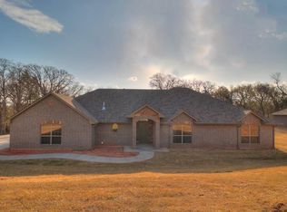 12202 Maple Ridge Ln, Guthrie, OK 73044