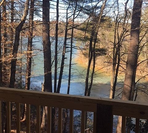 3rd image of 190 Point Lookout Dr