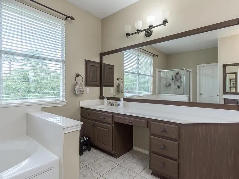 3404 Lyon Club Ct — Photo 20