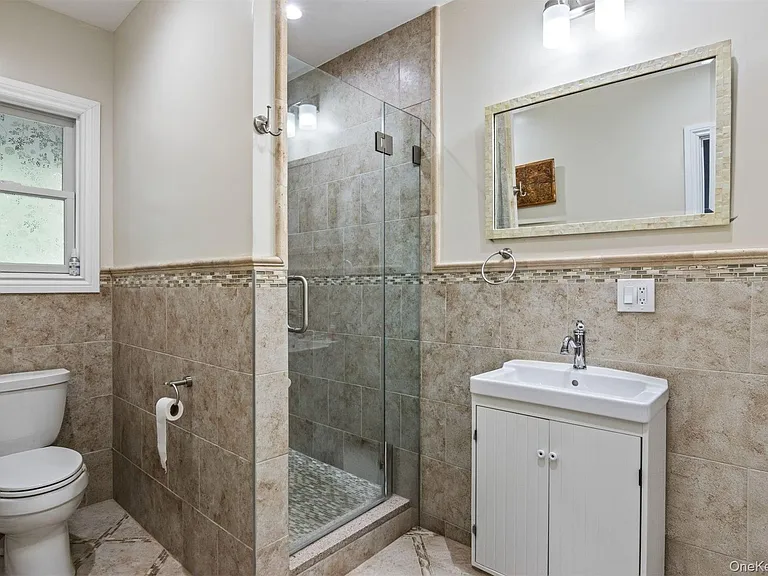 245 Main St #1 — Photo 15